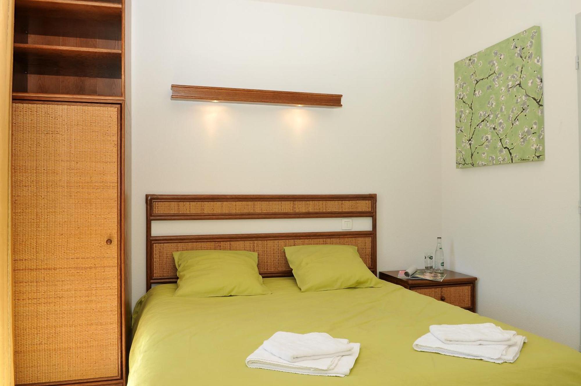 Domaine D'Agrippa Valence Hotell Chateauneuf-sur-Isere Exteriör bild